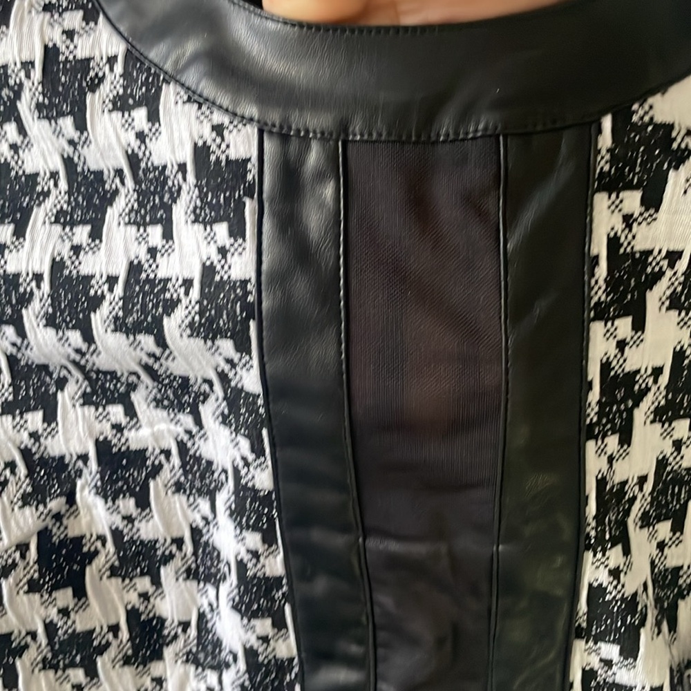 Dress NEW - Picture 5 of 13